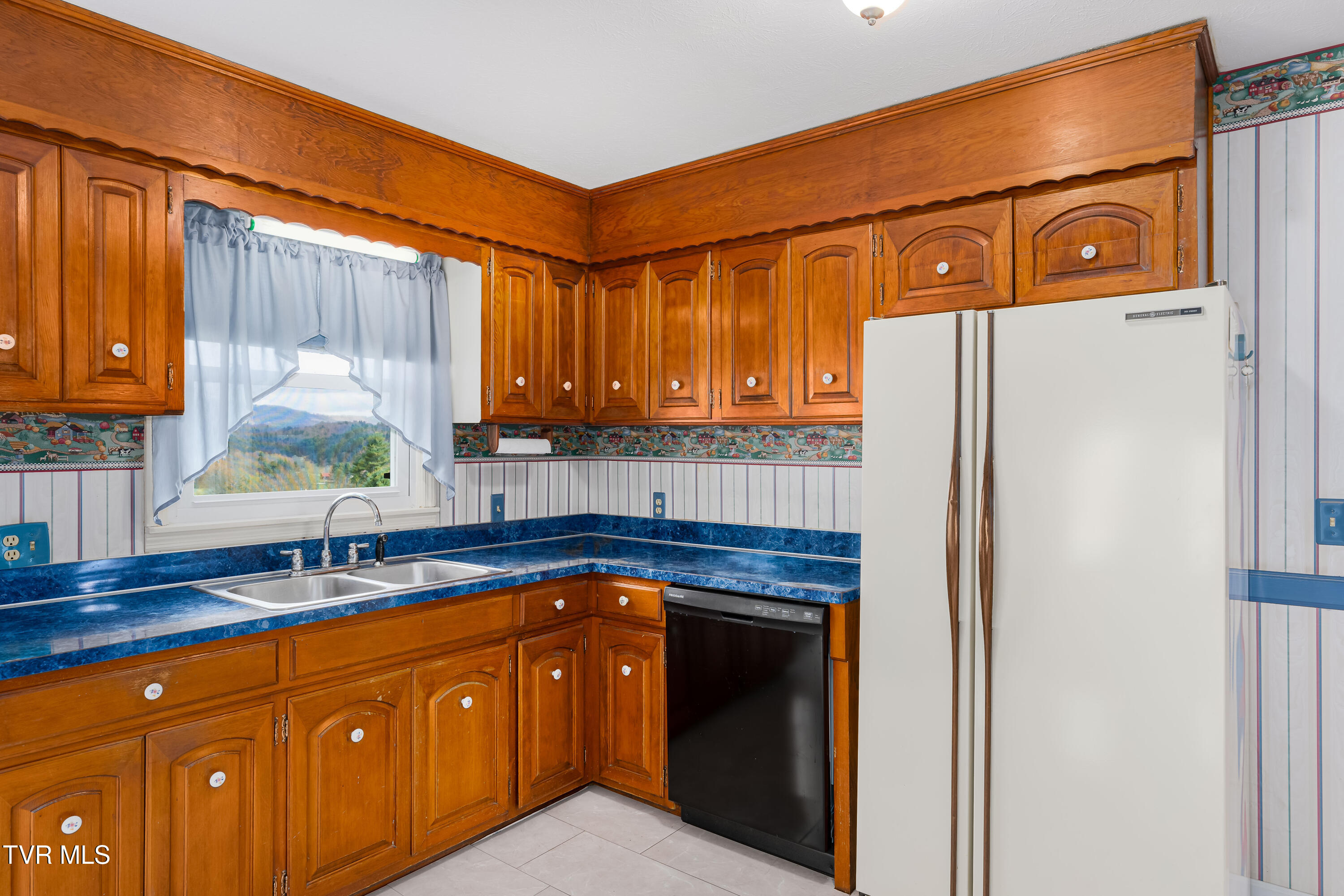 394 Cedar Street, Mountain City, Tennessee image 26