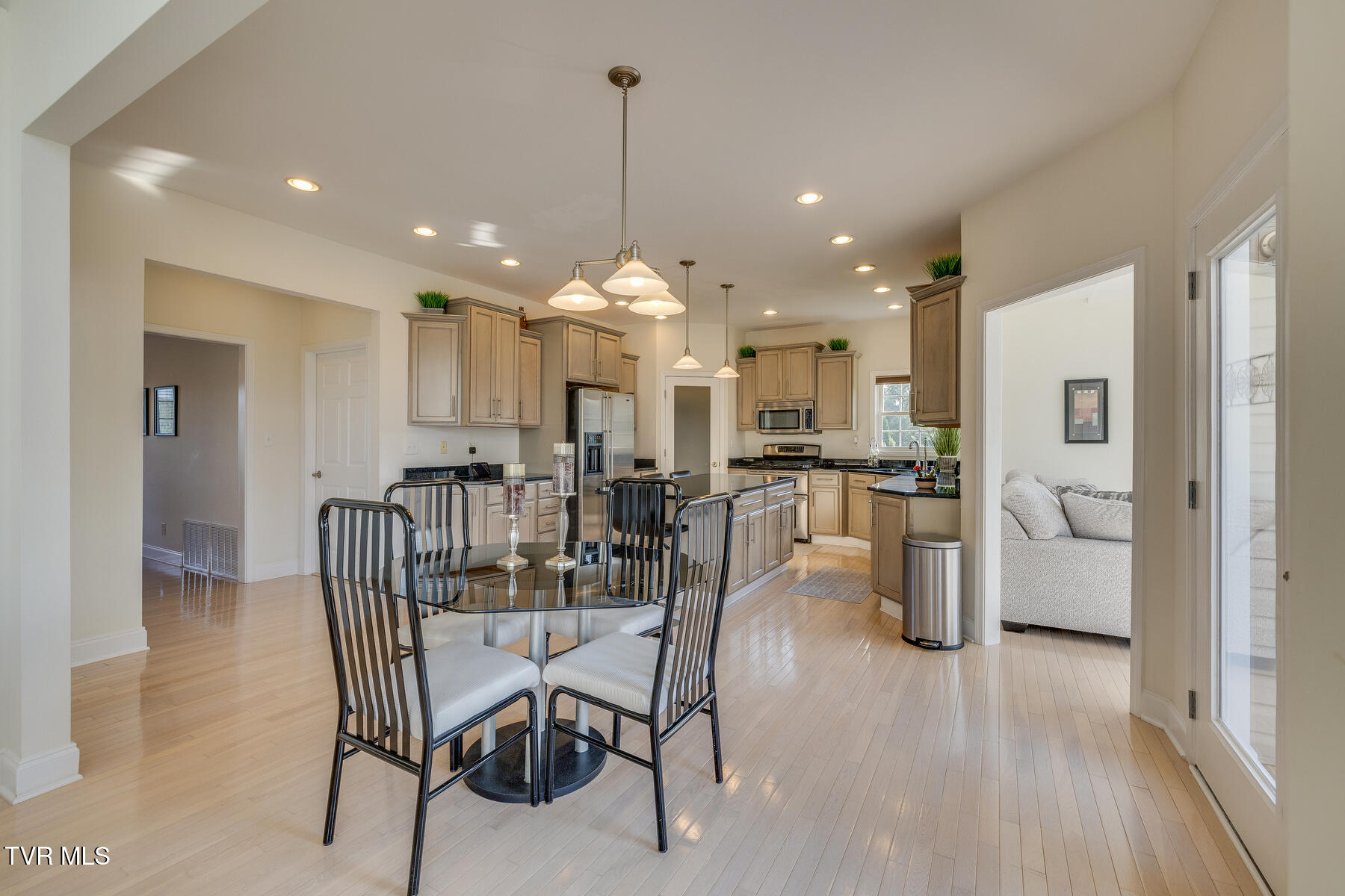 14367 King Mill Pike, Bristol, Virginia image 12