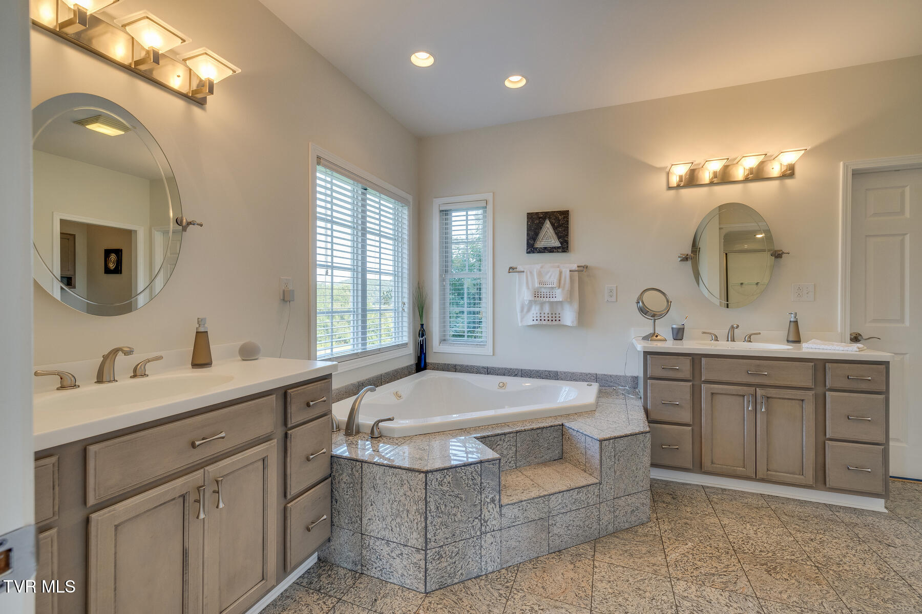 14367 King Mill Pike, Bristol, Virginia image 32