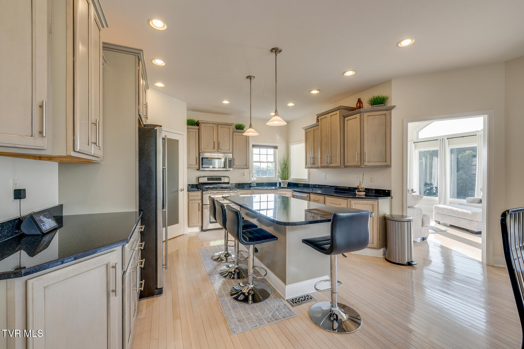 14367 King Mill Pike, Bristol, Virginia image 14