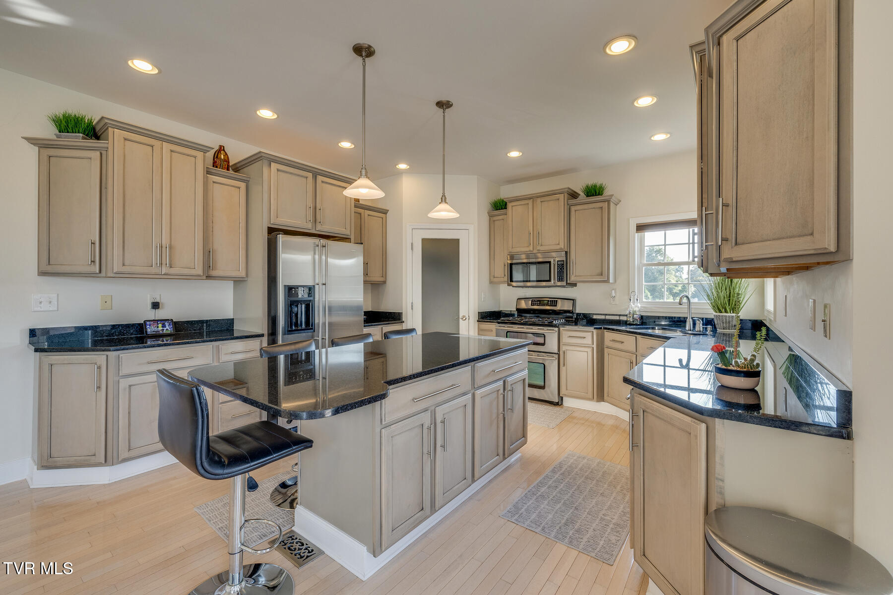 14367 King Mill Pike, Bristol, Virginia image 15