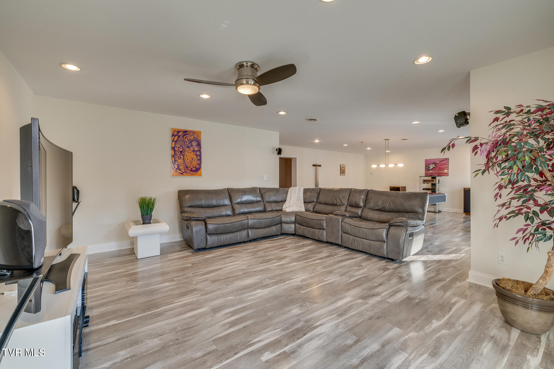 14367 King Mill Pike, Bristol, Virginia image 47