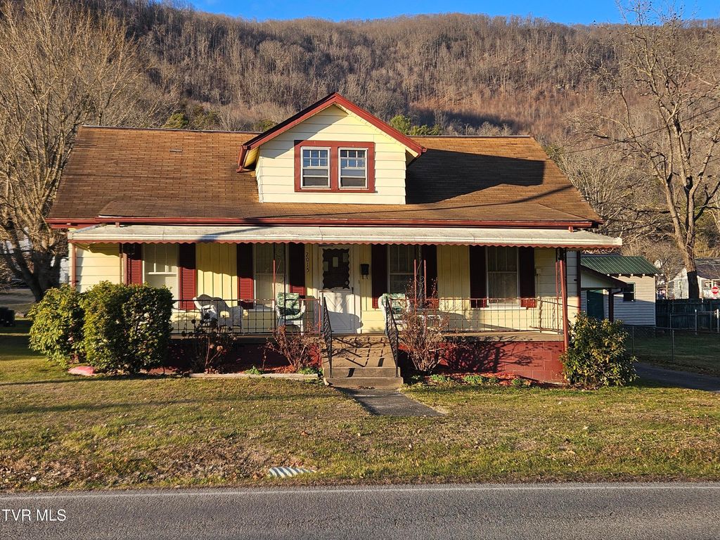 Photo of 2015 4th Ave E Ave, Big Stone Gap, VA 24219 (MLS # 9989178)