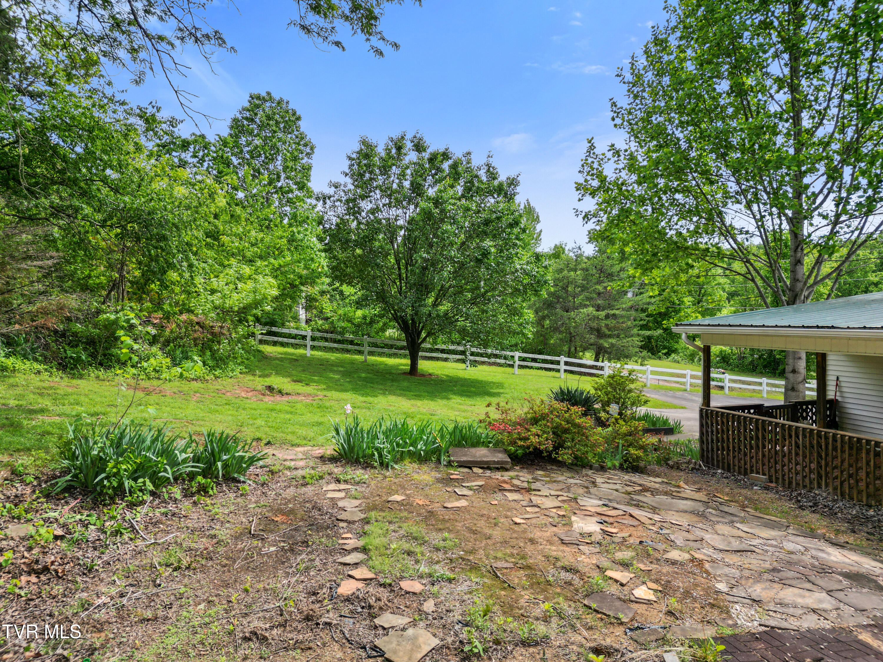 11047 Asheville Highway, Greeneville, Tennessee image 17