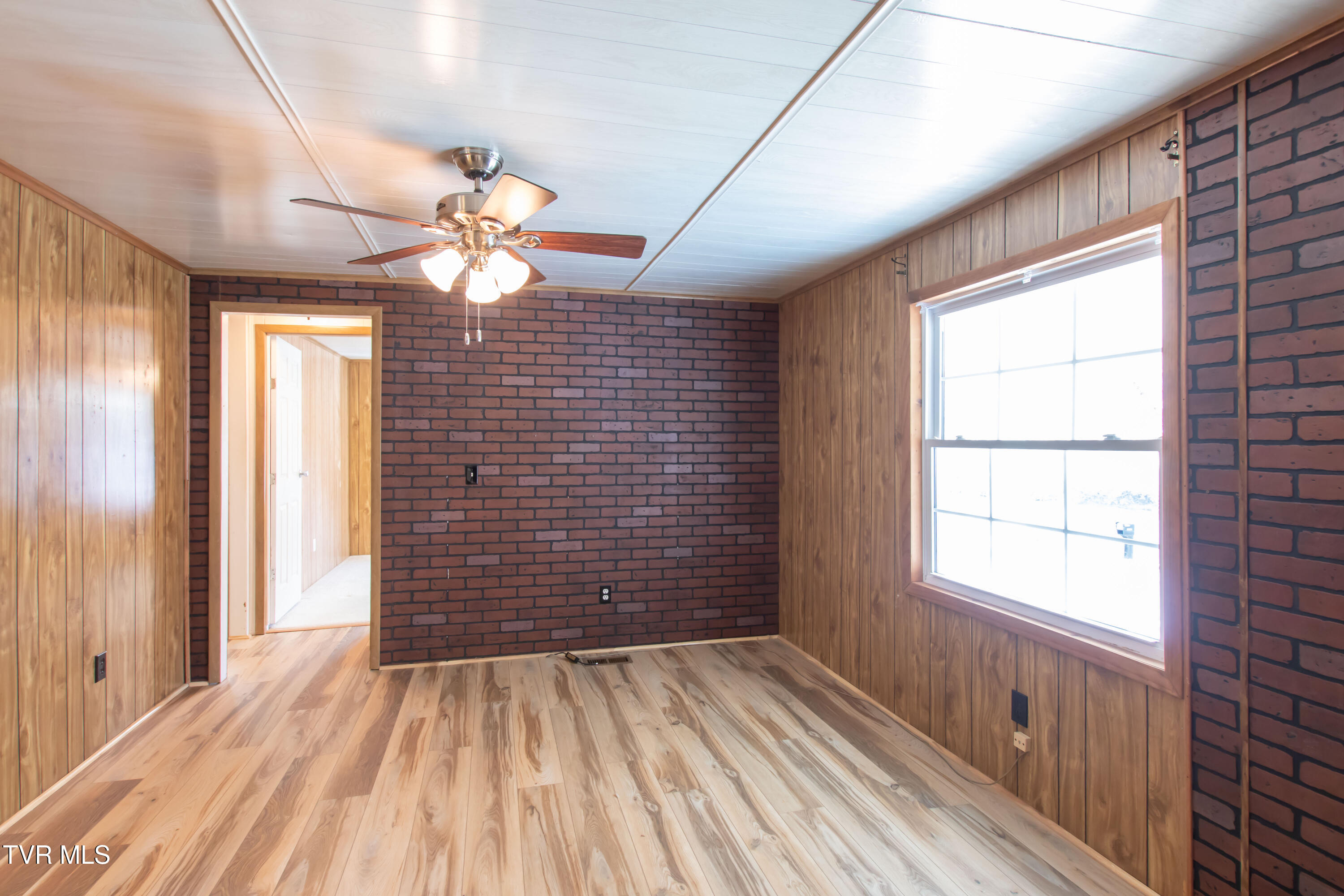 26135 Fork River Road, Saltville, Virginia image 9