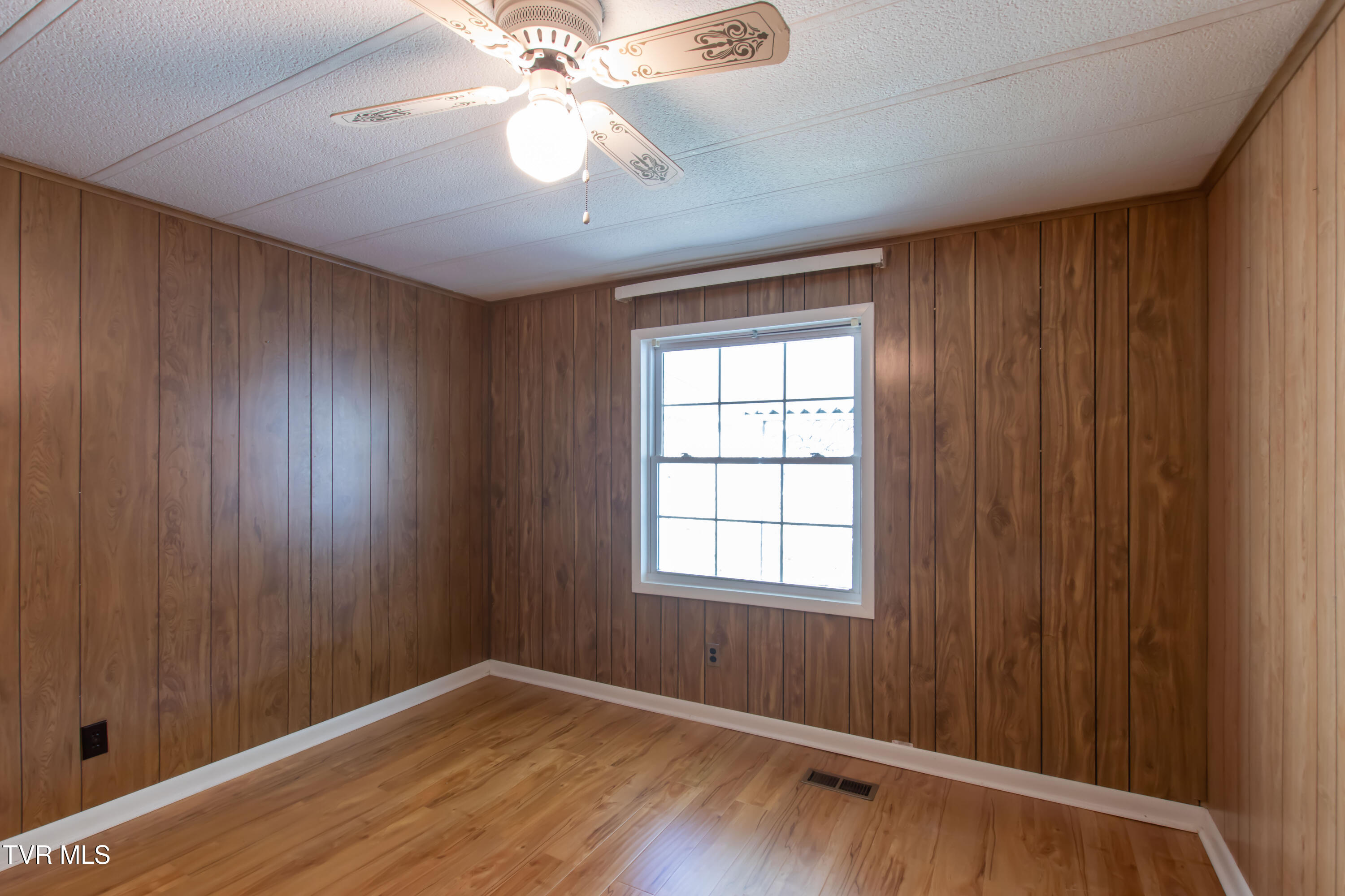 26135 Fork River Road, Saltville, Virginia image 27