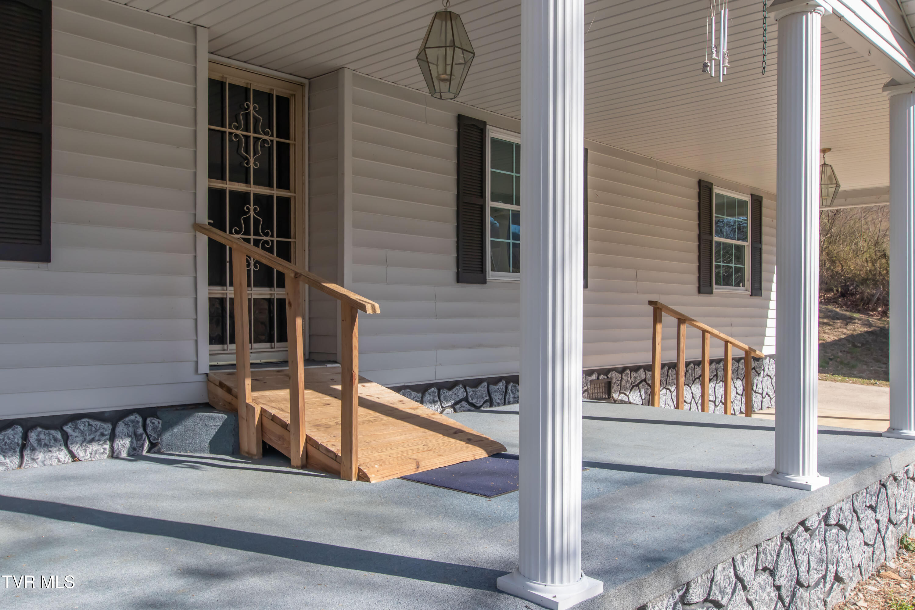 26135 Fork River Road, Saltville, Virginia image 7