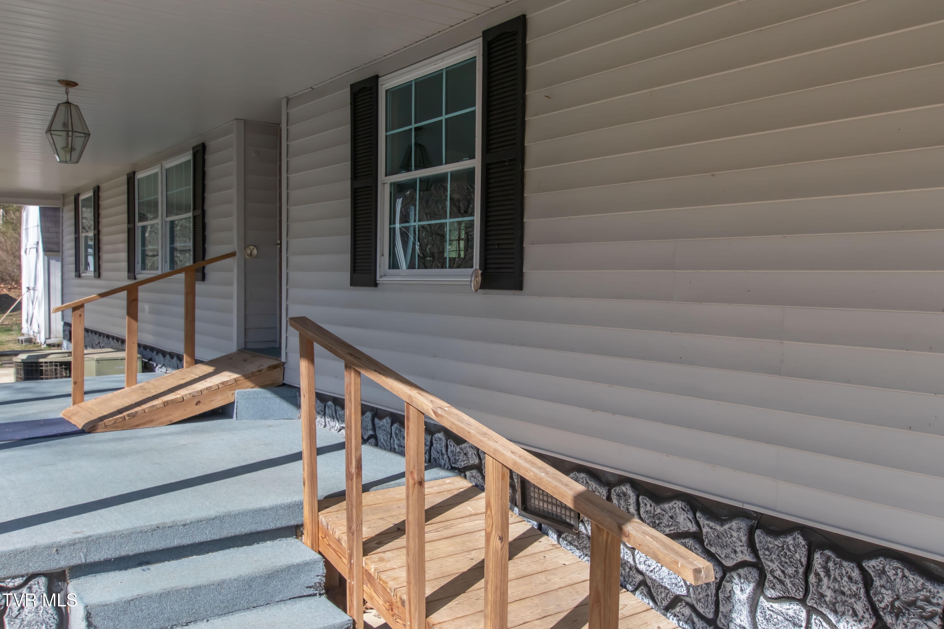 26135 Fork River Road, Saltville, Virginia image 31