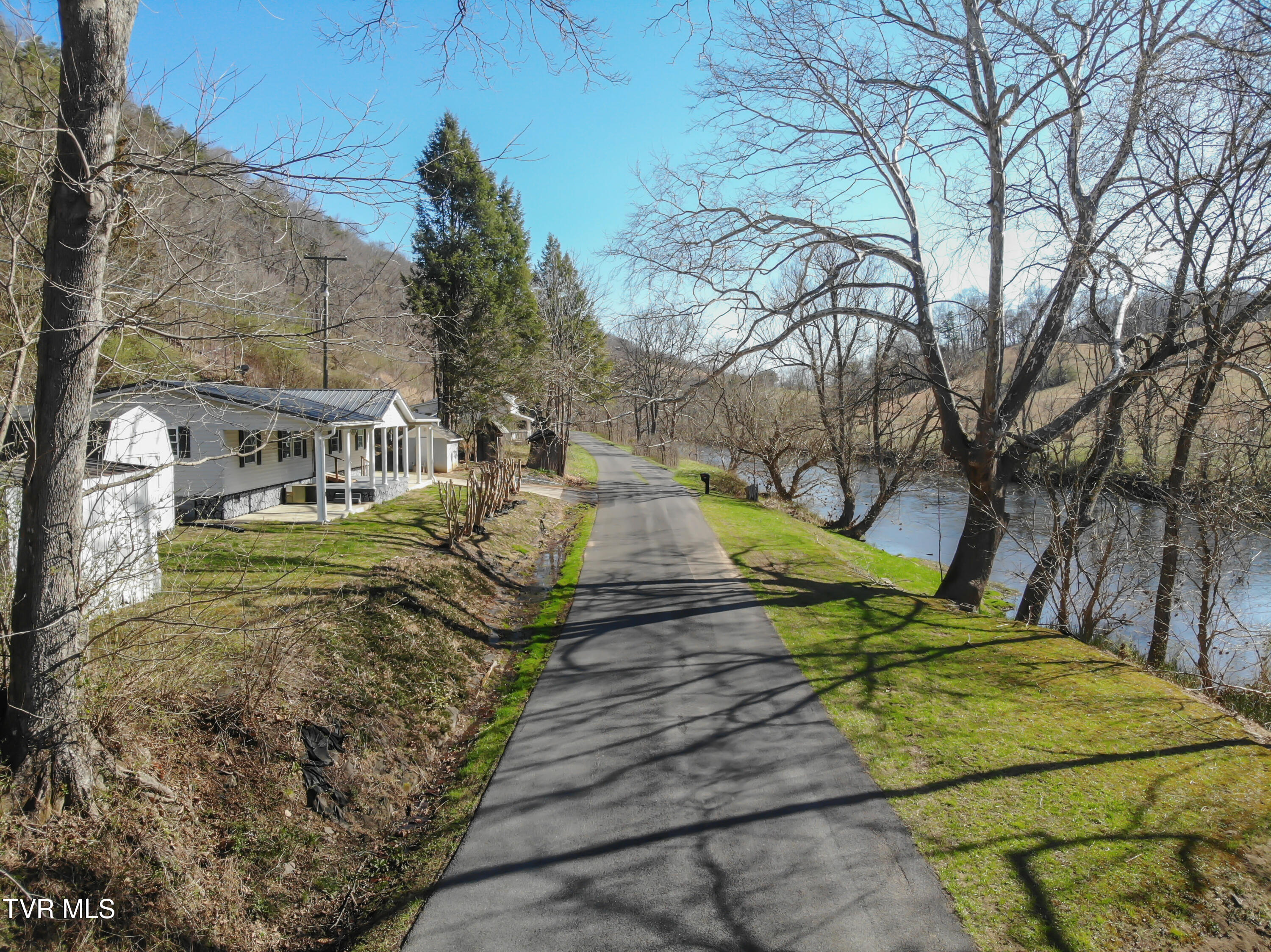 26135 Fork River Road, Saltville, Virginia image 4