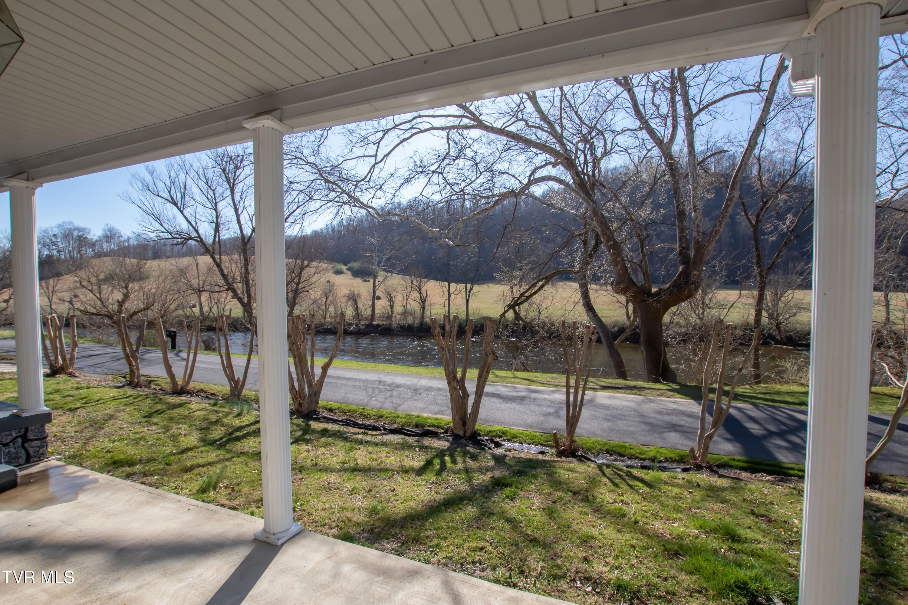 26135 Fork River Road, Saltville, Virginia image 5