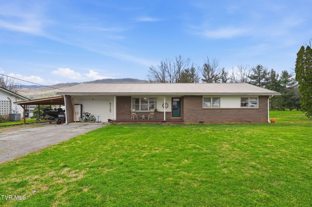 Photo of 261 Price Road, Elizabethton, TN 37643 (MLS # 9992807)