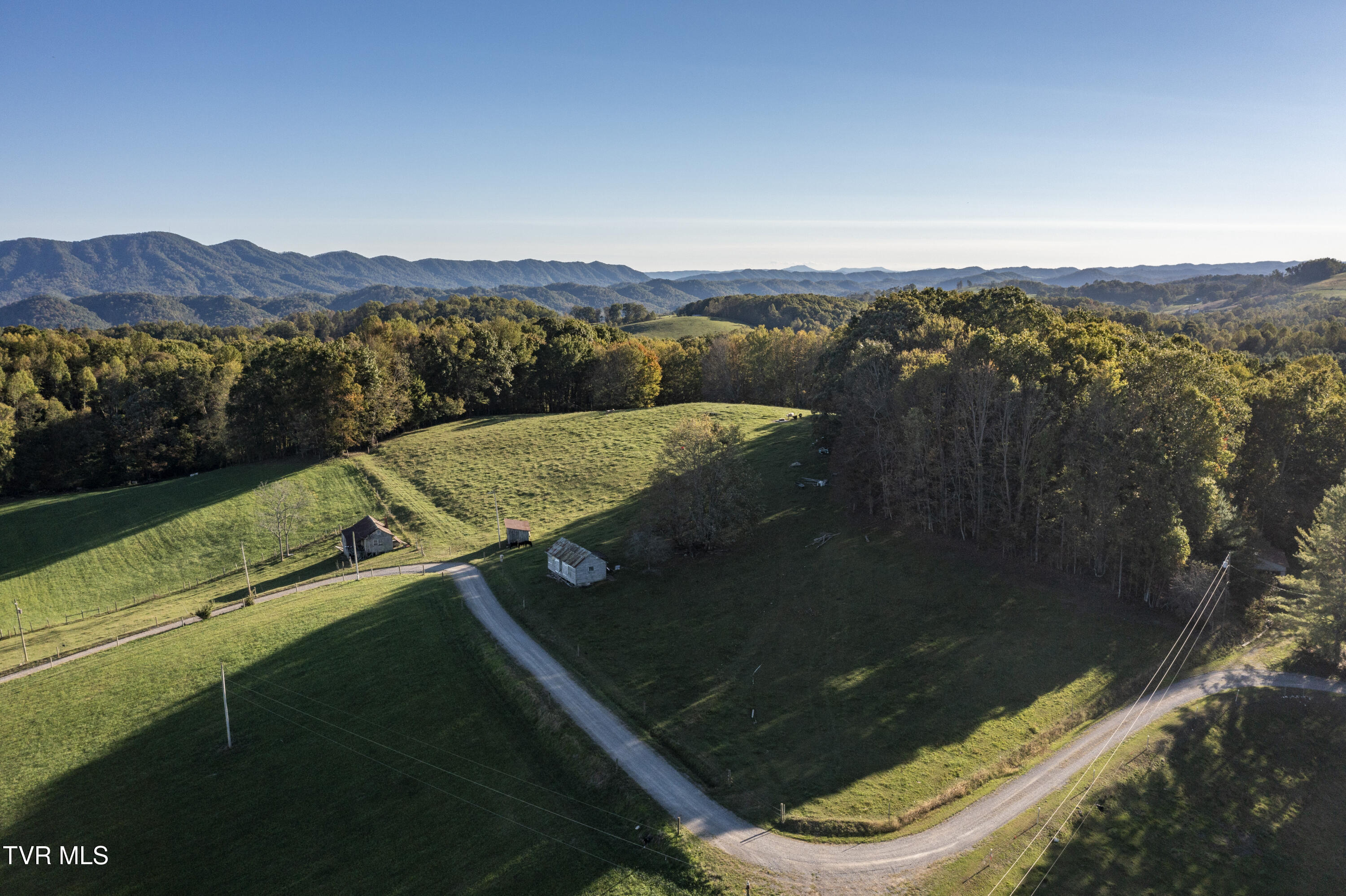 929 Mcclellan Town Lane, Gate City, Virginia image 3