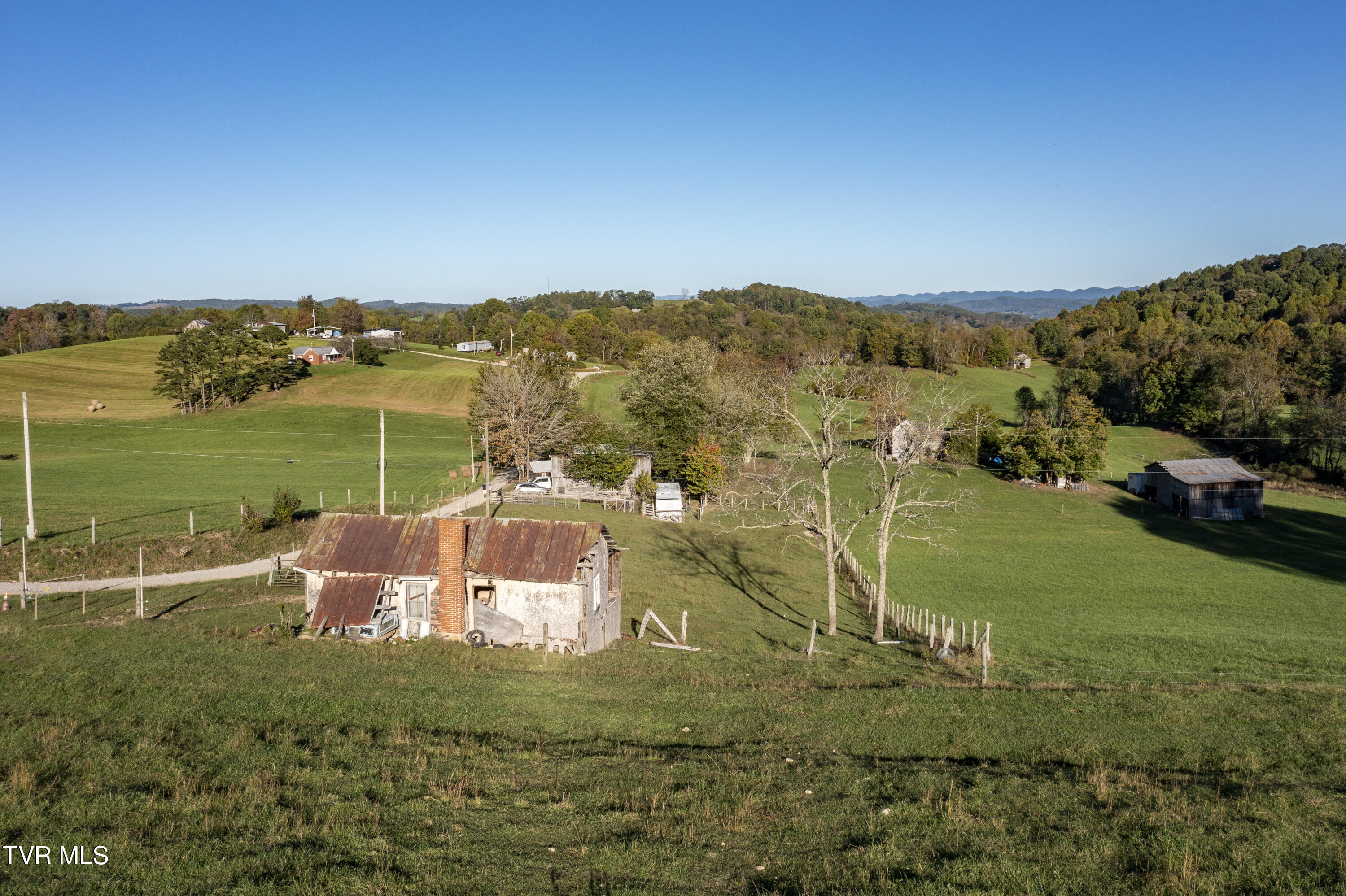 929 Mcclellan Town Lane, Gate City, Virginia image 32