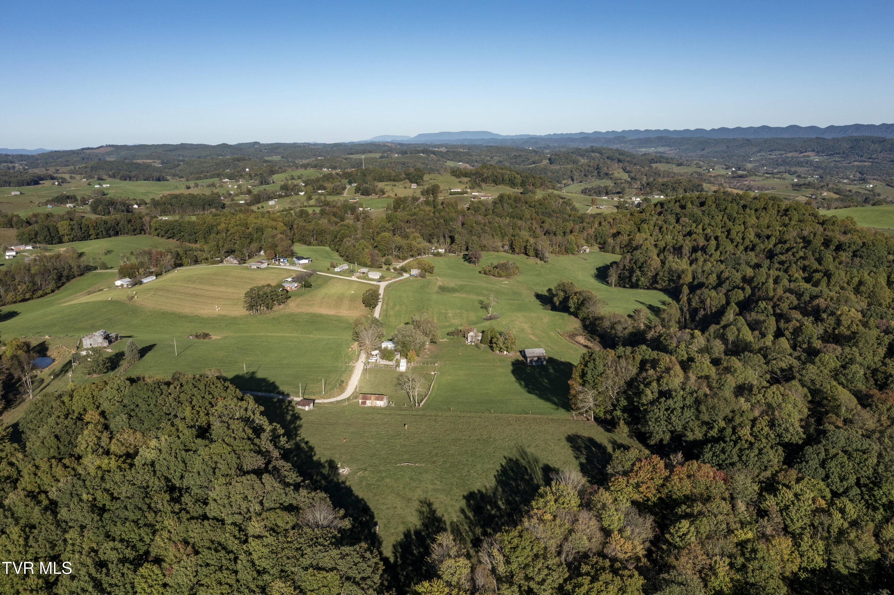 929 Mcclellan Town Lane, Gate City, Virginia image 2