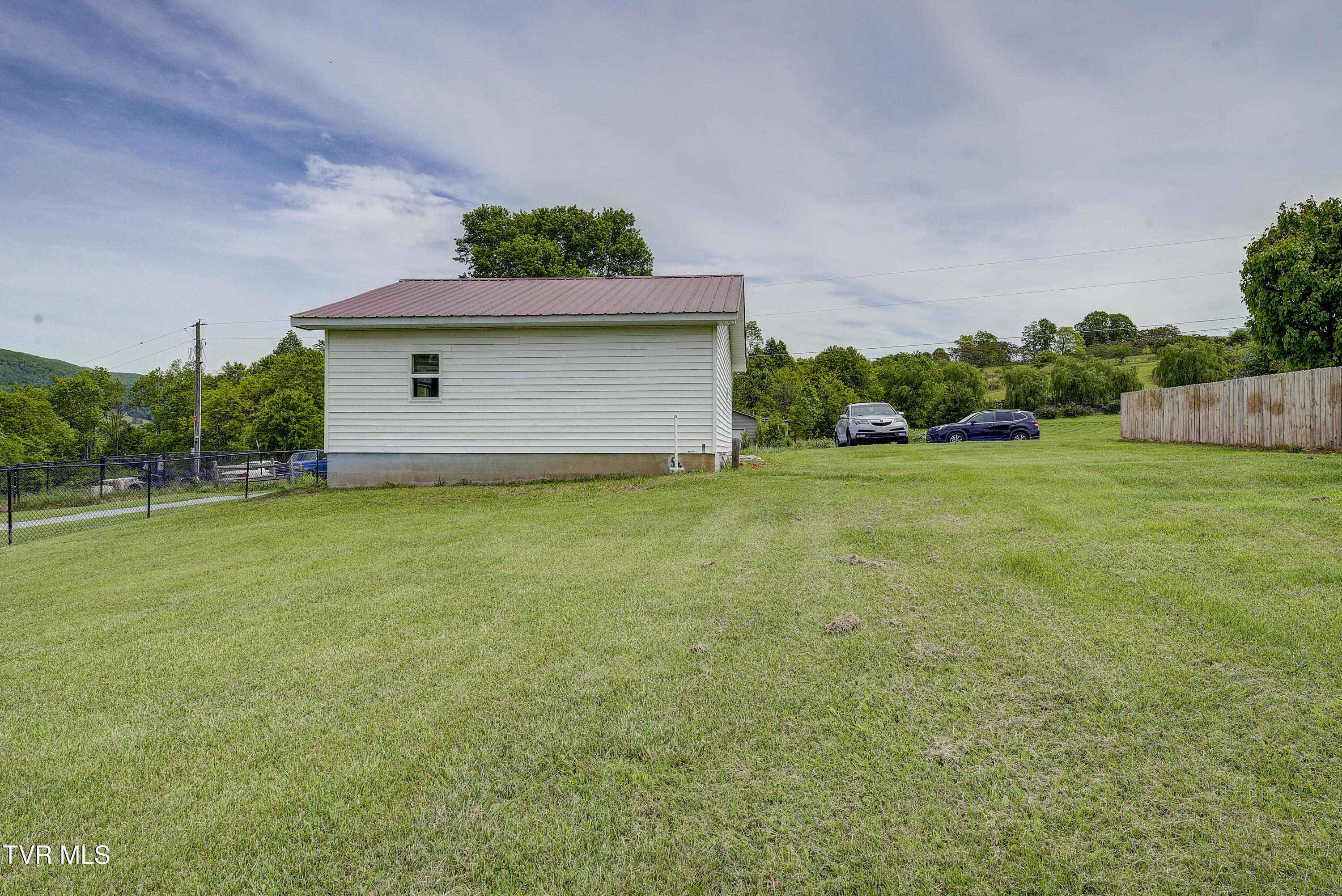 134 Creek Side Drive, Elizabethton, Tennessee image 6