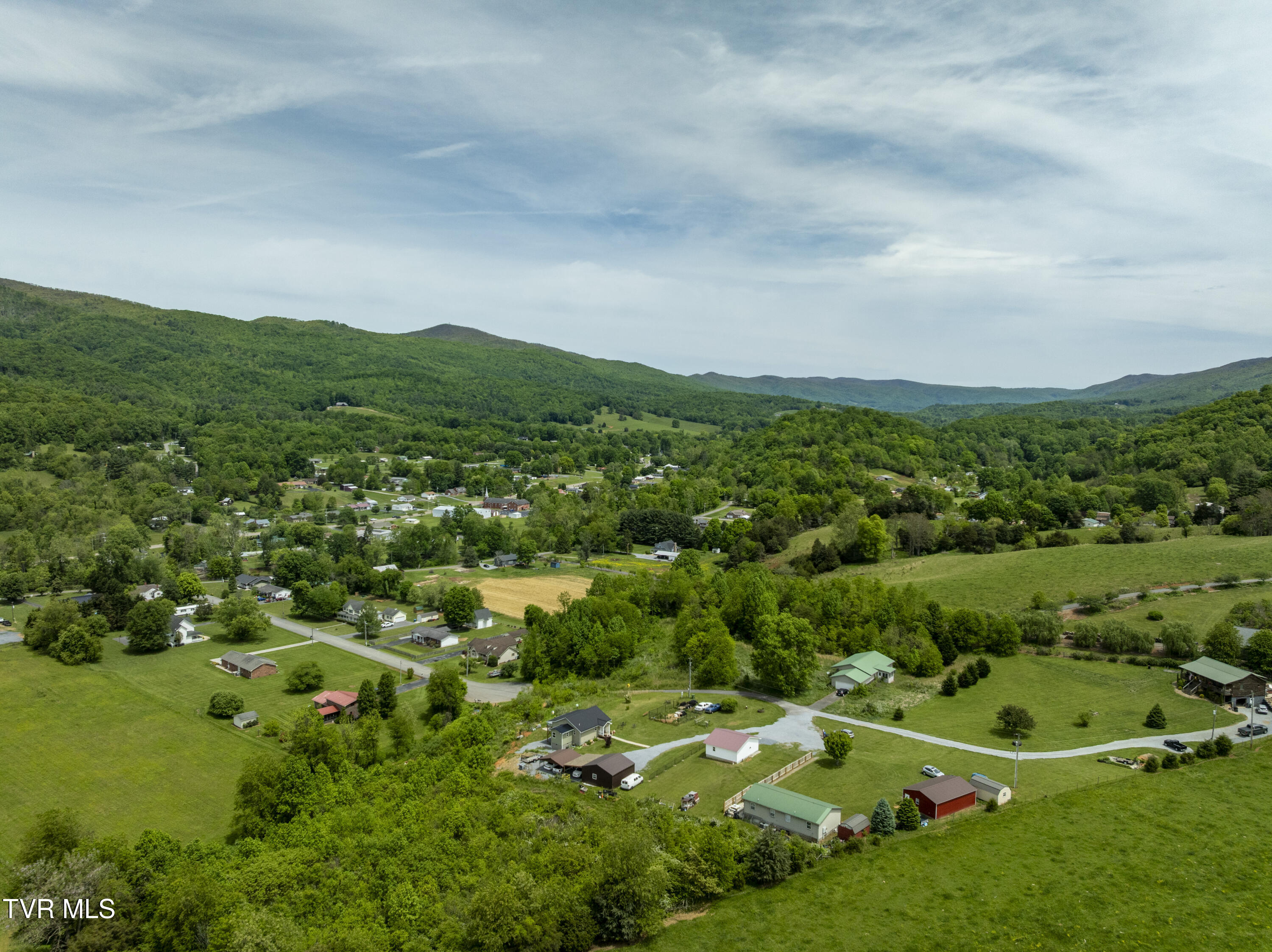 134 Creek Side Drive, Elizabethton, Tennessee image 30