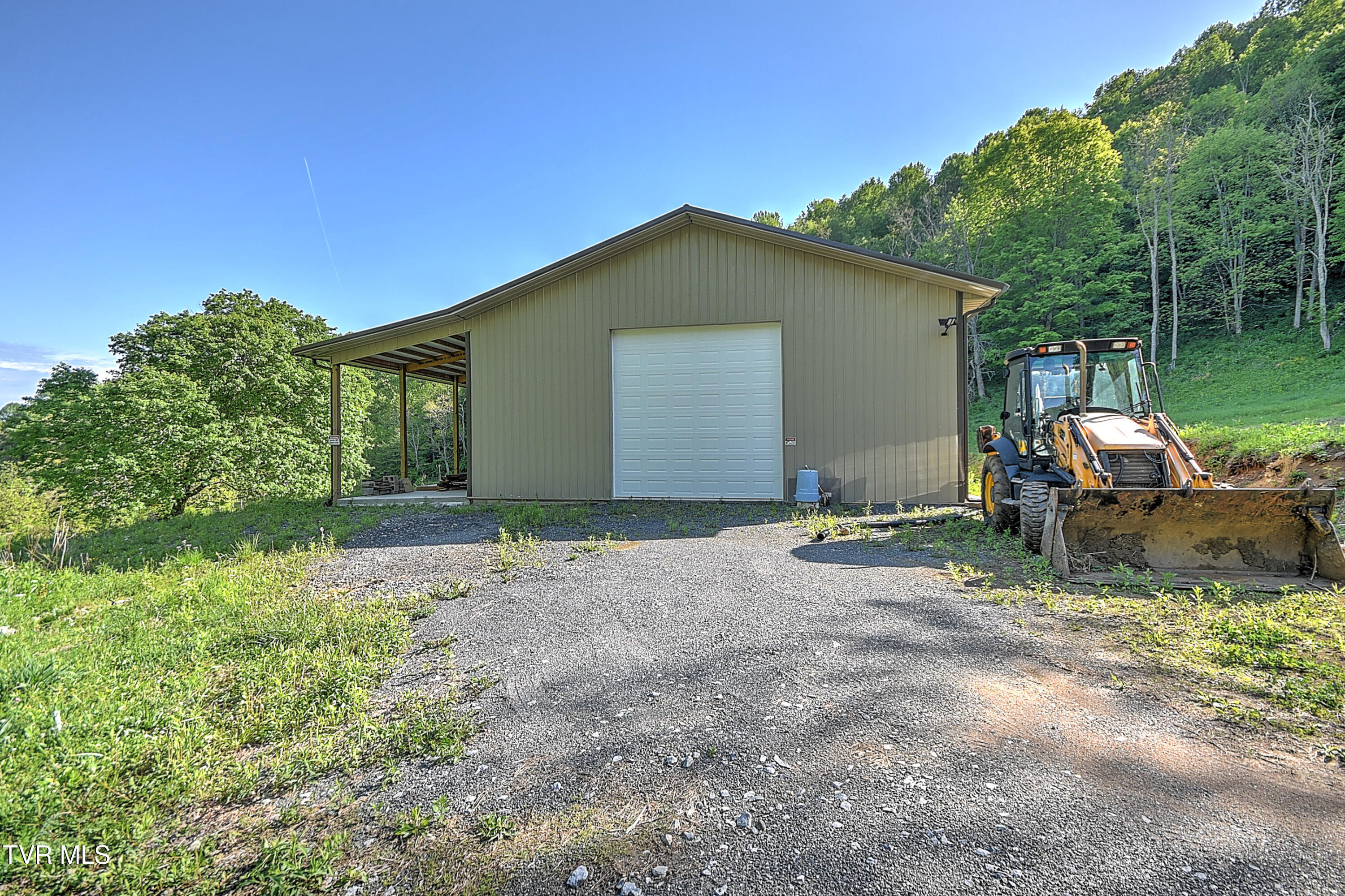 699 Heaton Creek Road