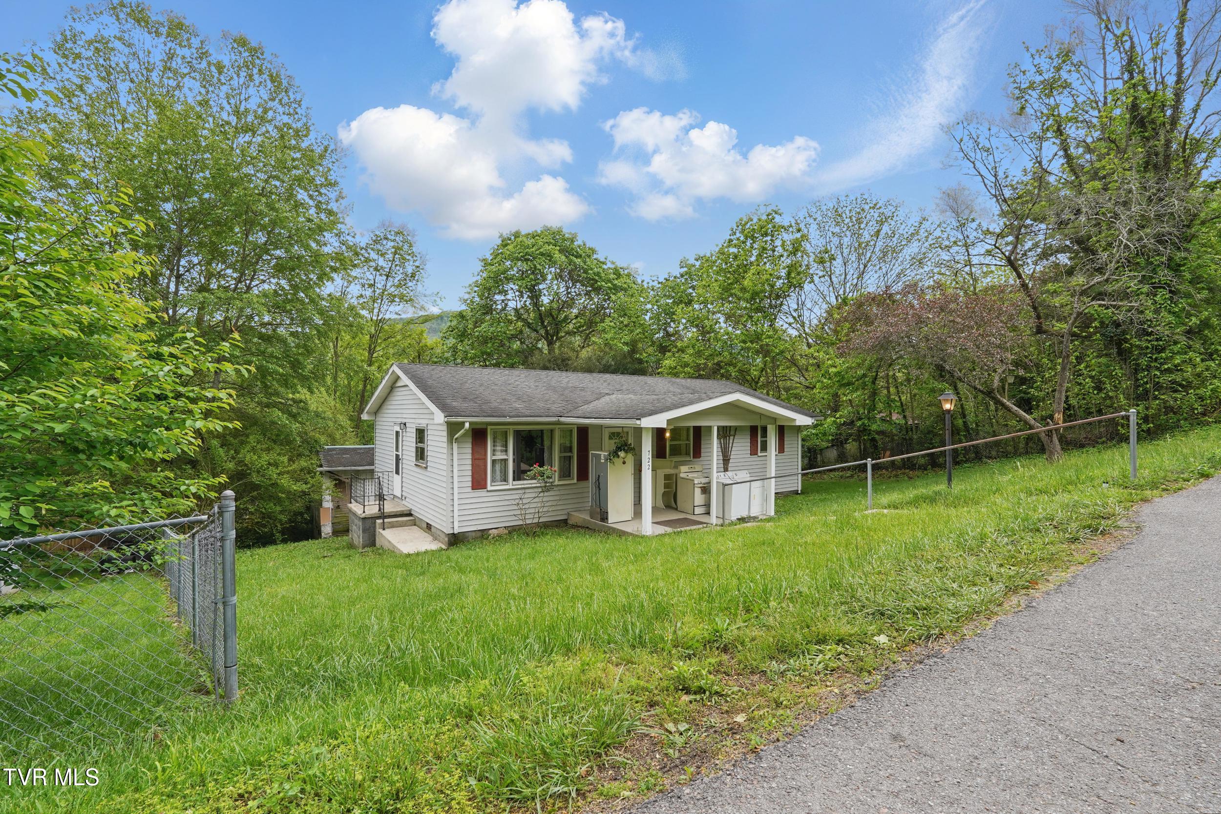 2506 Virginia Avenue, Big Stone Gap, Virginia image 2