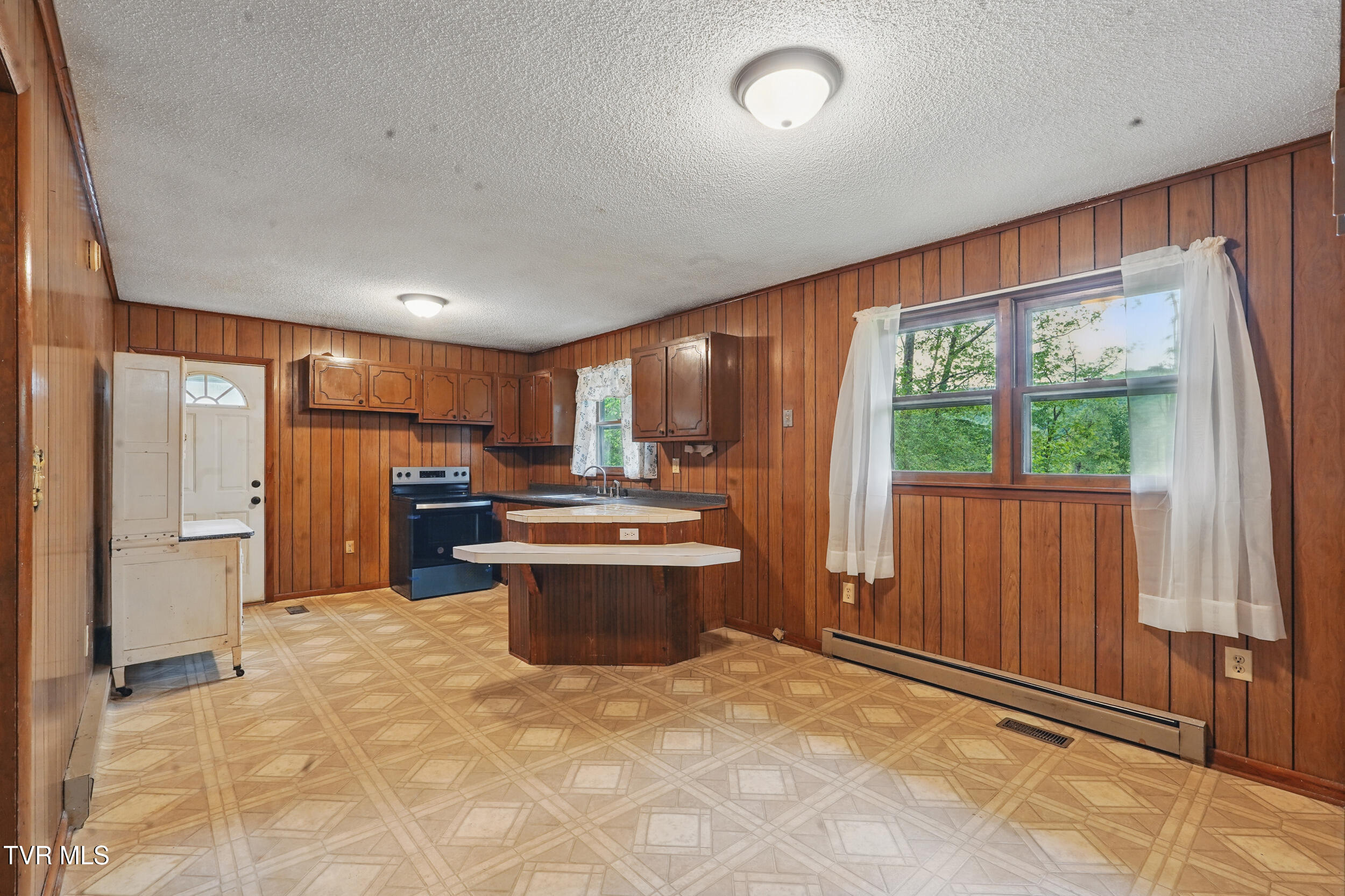 2506 Virginia Avenue, Big Stone Gap, Virginia image 6