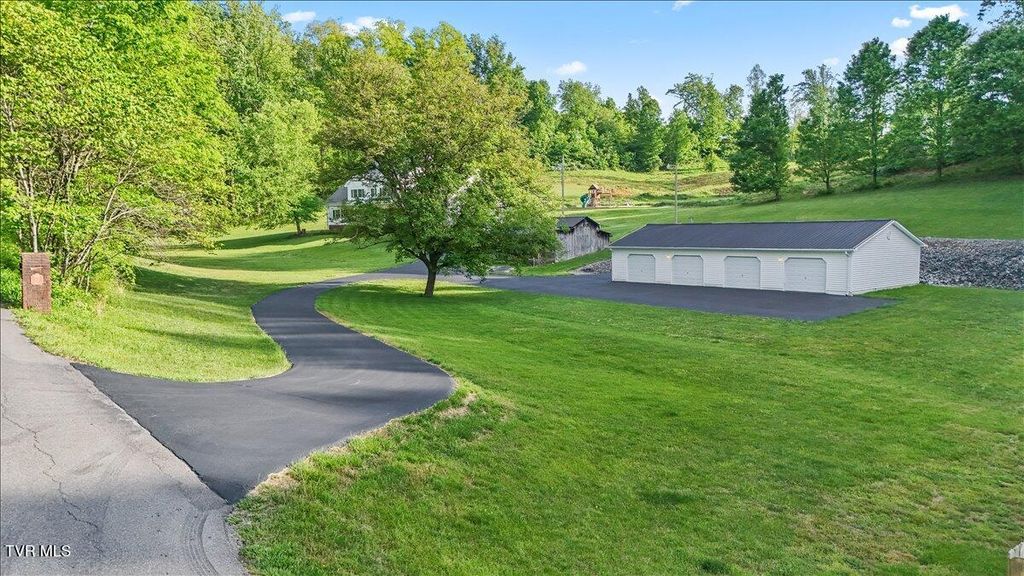 Photo of 307 Fairridge Road, Johnson City, TN 37604 (MLS # 9994705)