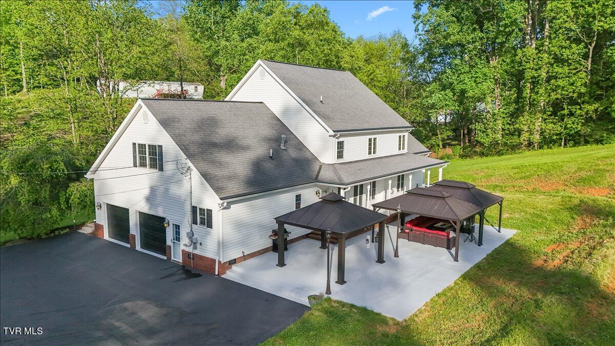 307 Fairridge Road