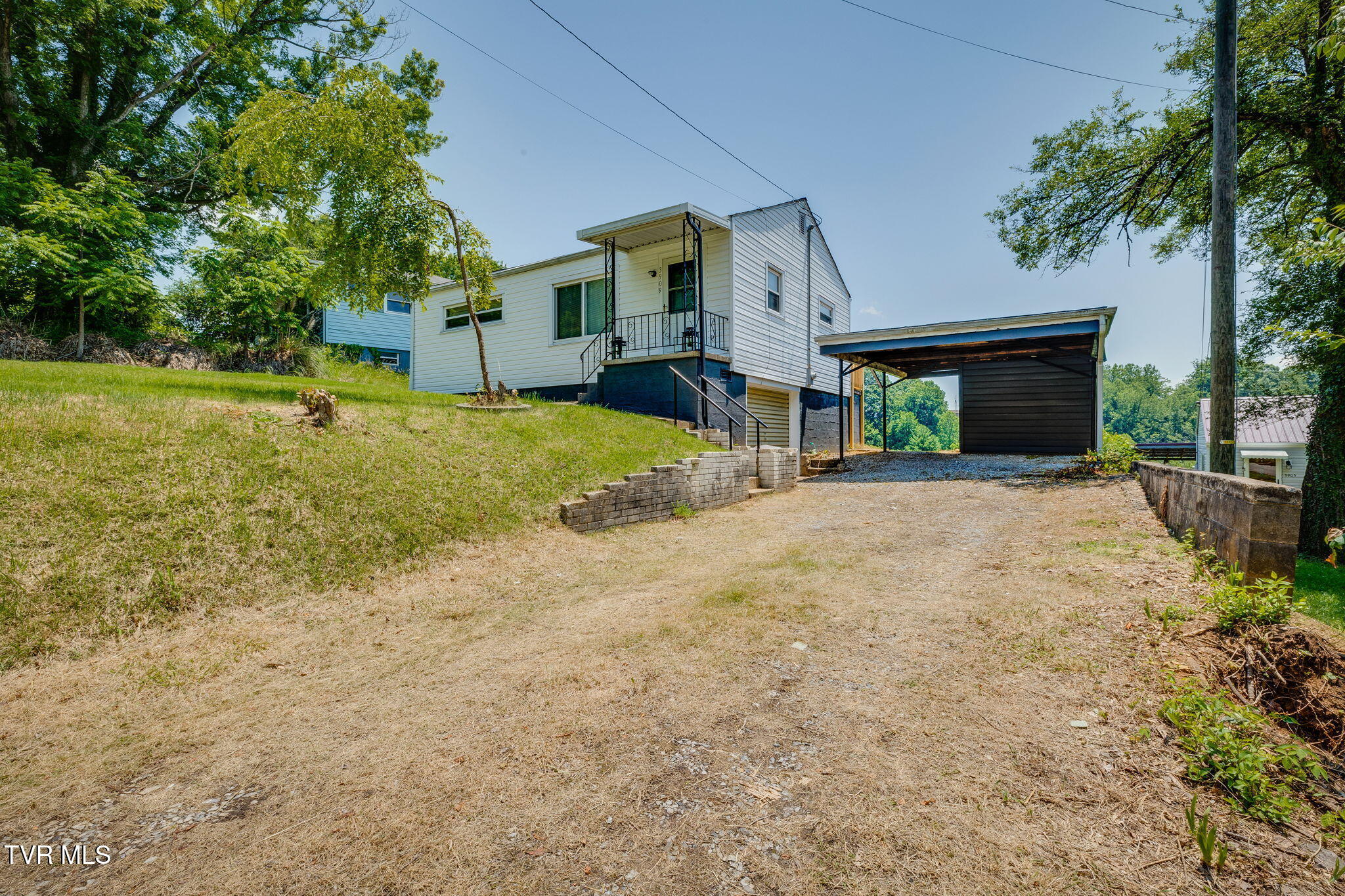 3909 Bond Drive, Kingsport, Tennessee image 3