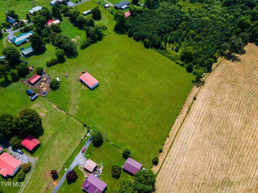 Photo of 137 Snapp Road, Church Hill, TN 37642 (MLS # 9997859)