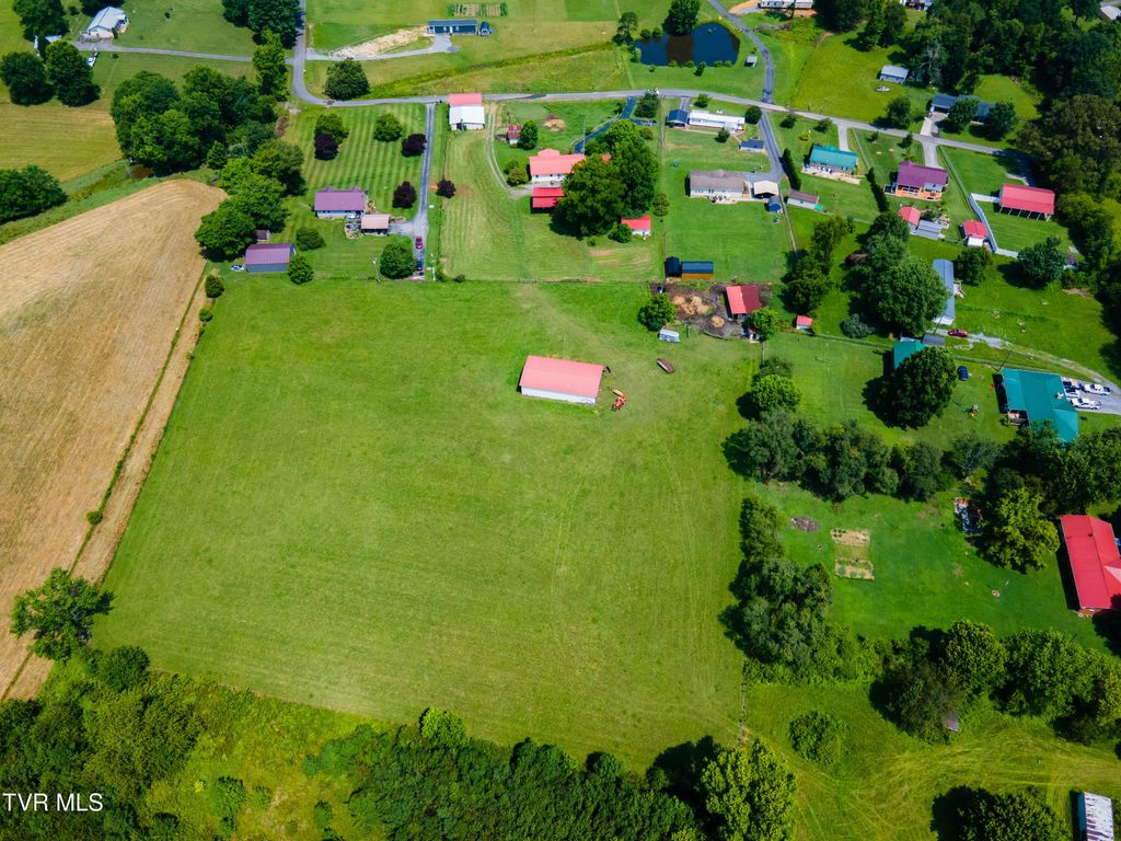 Photo of 137 Snapp Road, Church Hill, TN 37642 (MLS # 9997859)