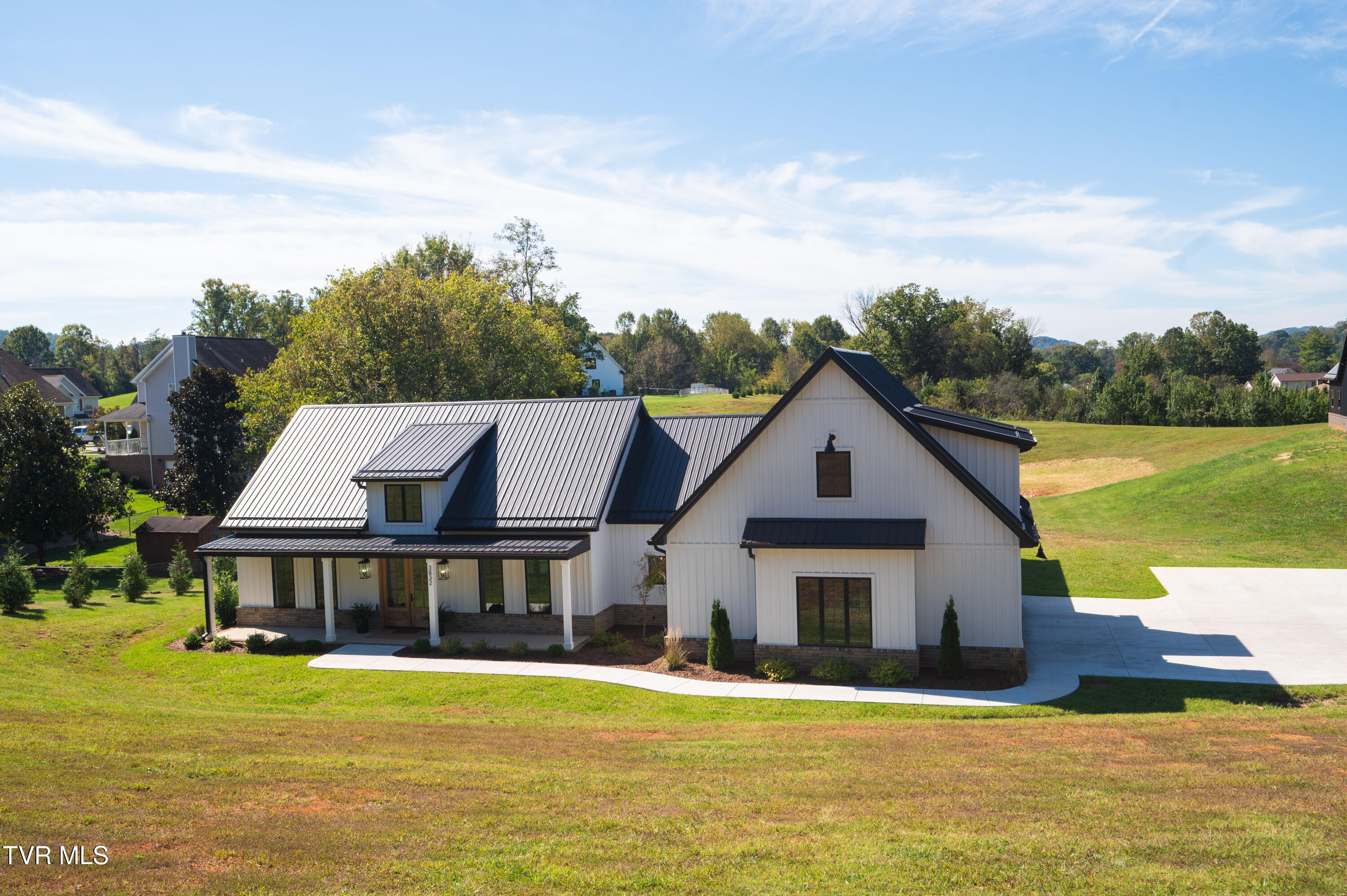 3832 Lake Valley Road