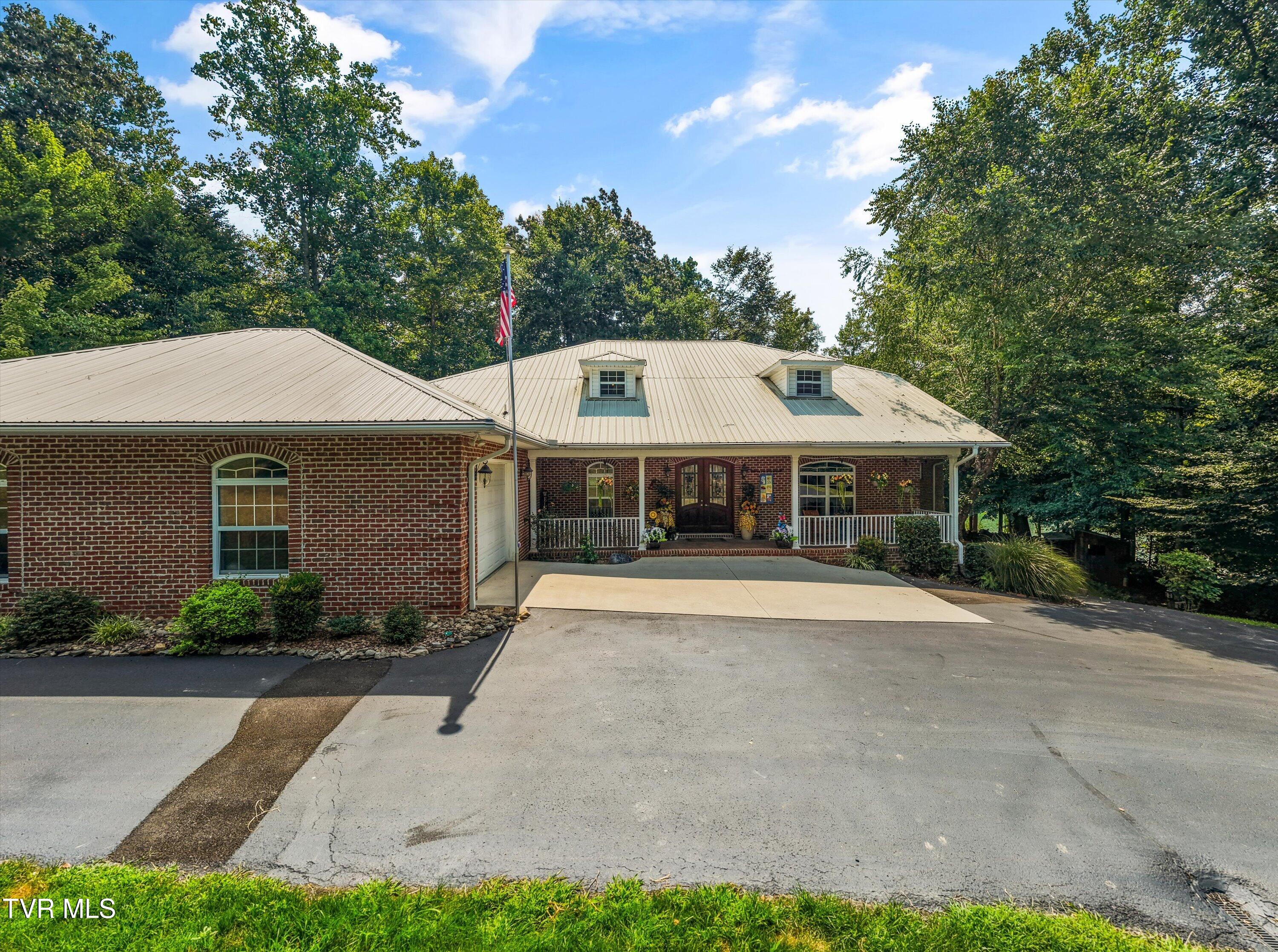 860 Black Fox Harbor