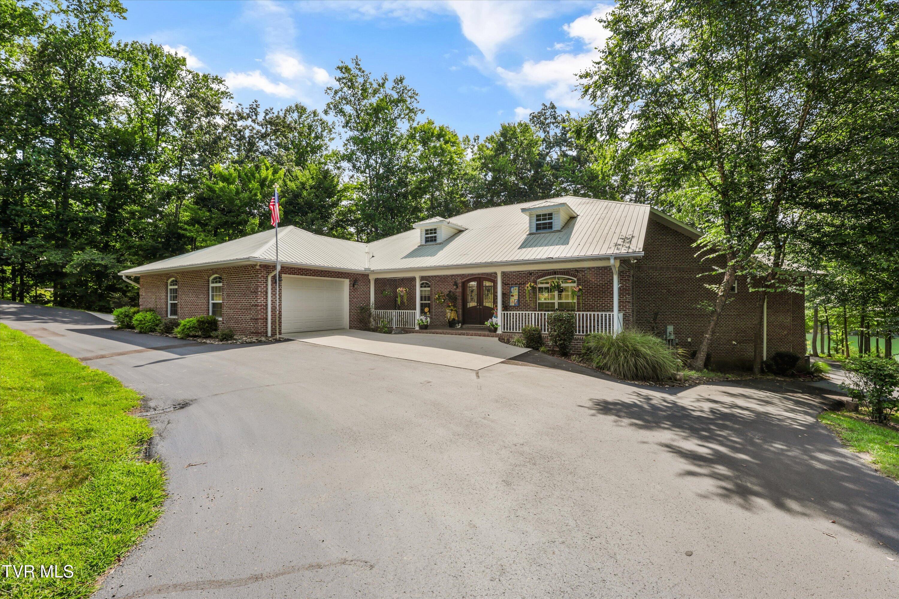 860 Black Fox Harbor