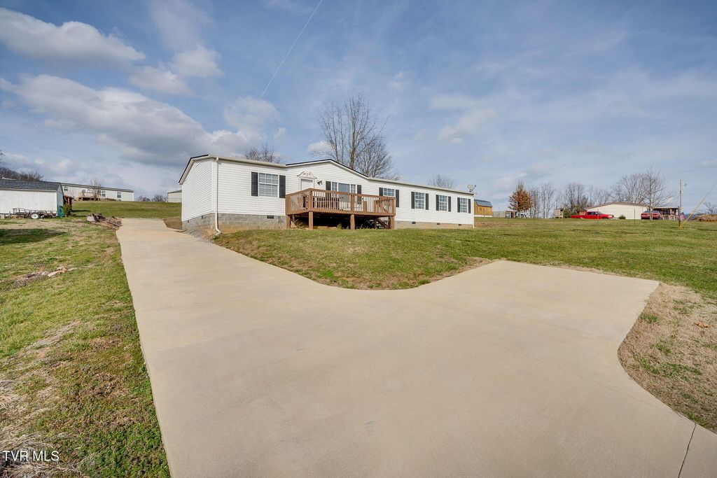 Photo of 4161 Carters Valley Road, Church Hill, TN 37642 (MLS # 9991965)
