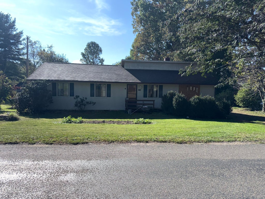 Photo of 1149 Rainbow Road, Mountain City, TN 37683 (MLS # 10001726)