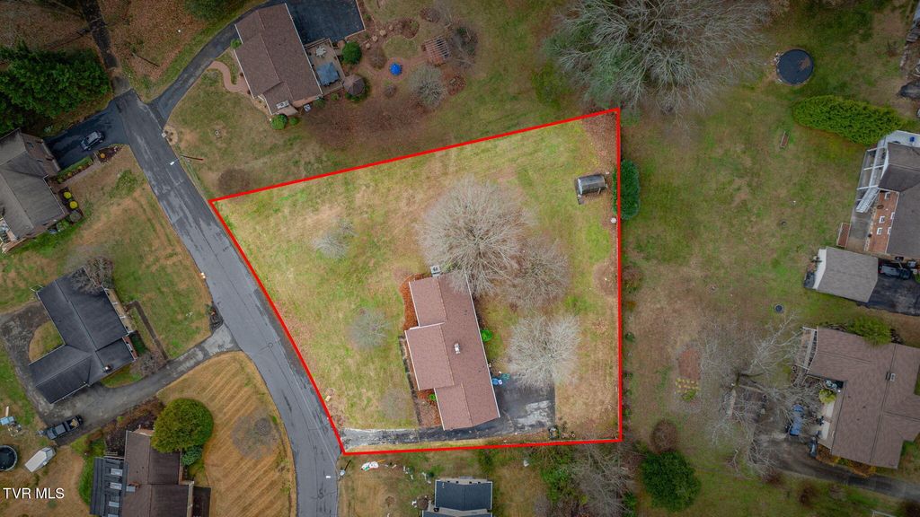 Photo of 622 Lazy Lane, Kingsport, TN 37663 (MLS # 9988811)