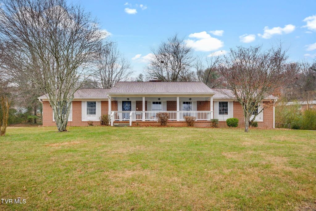 Photo of 622 Lazy Lane, Kingsport, TN 37663 (MLS # 9988811)