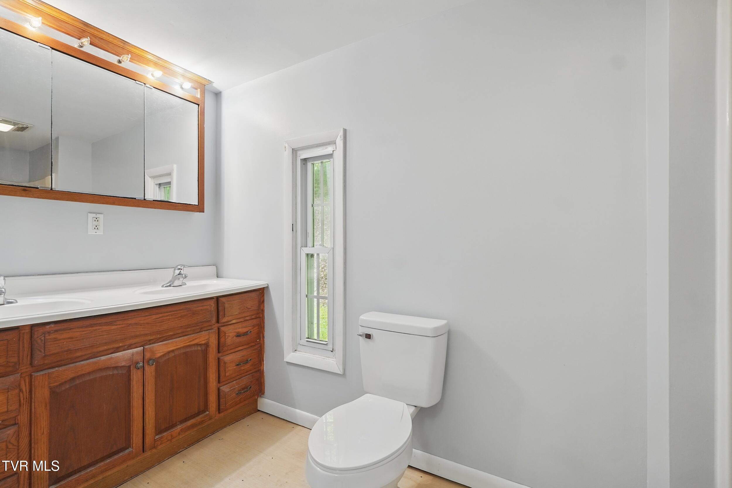 430 Arrowhead Drive, Duffield, Virginia image 10