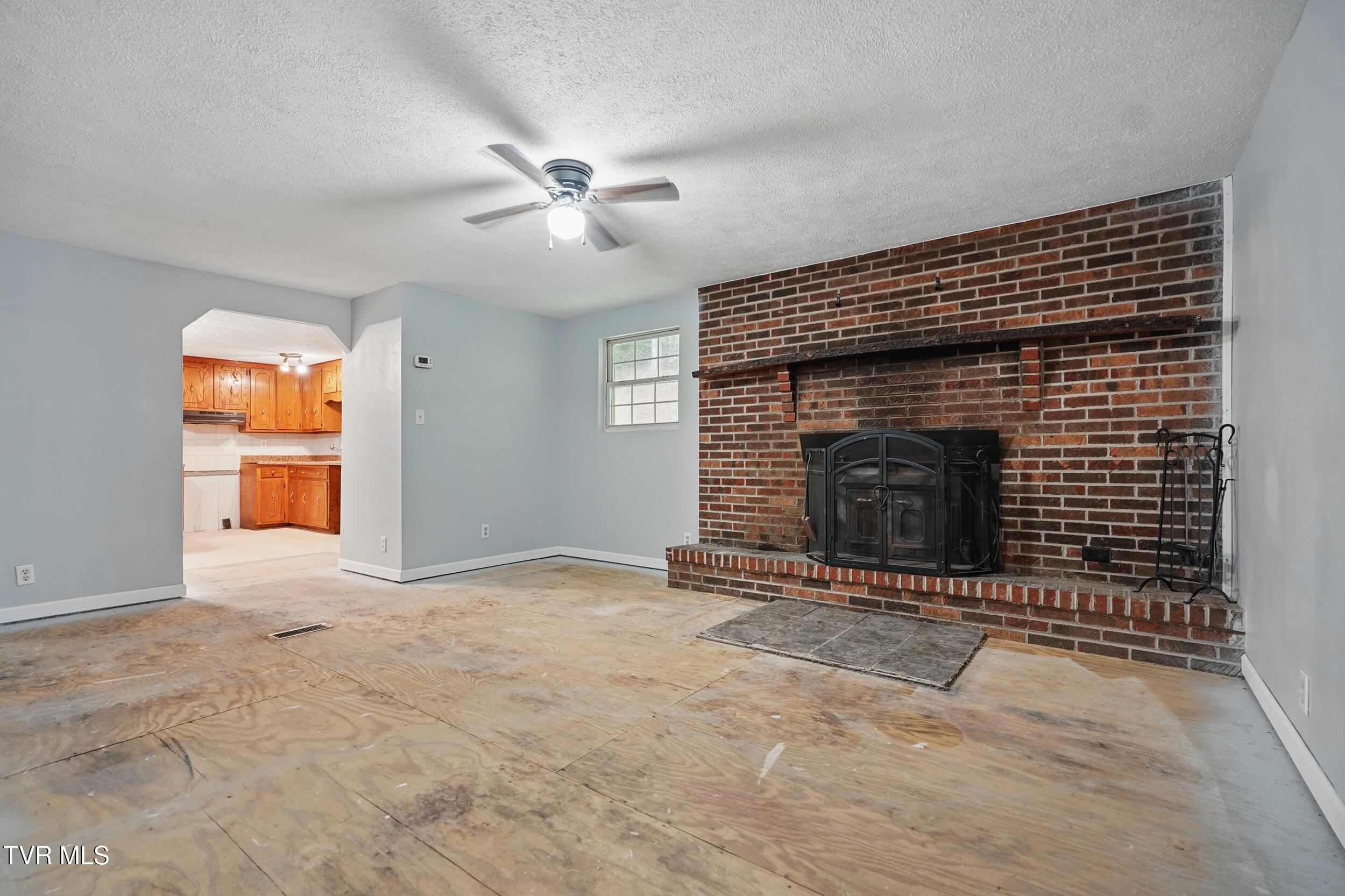 430 Arrowhead Drive, Duffield, Virginia image 8