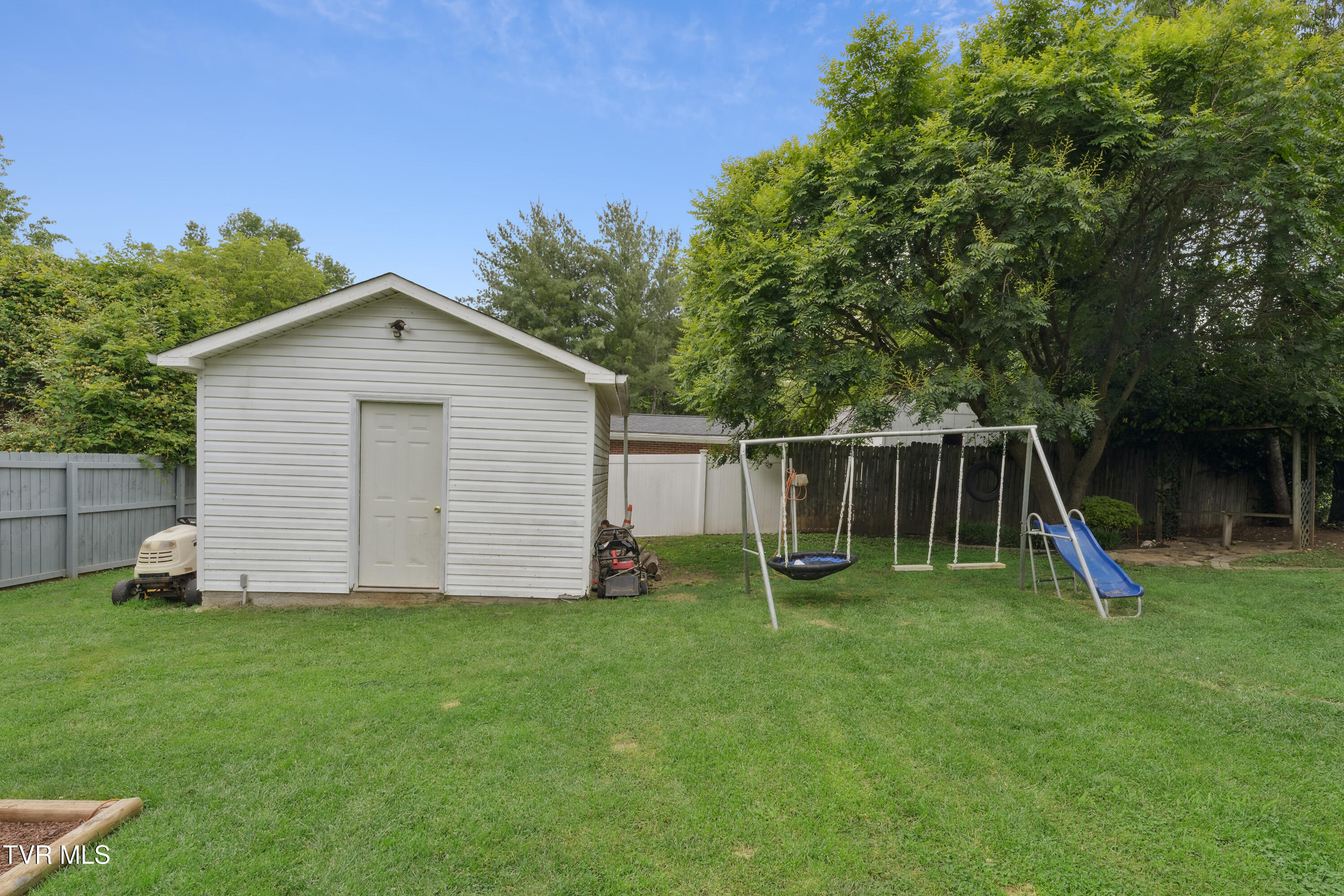 1006 Riverview Drive, Elizabethton, Tennessee image 46