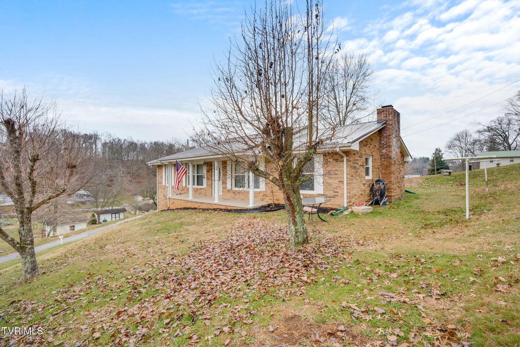 Photo of 1674 Gale Lane, Kingsport, TN 37660 (MLS # 9989032)