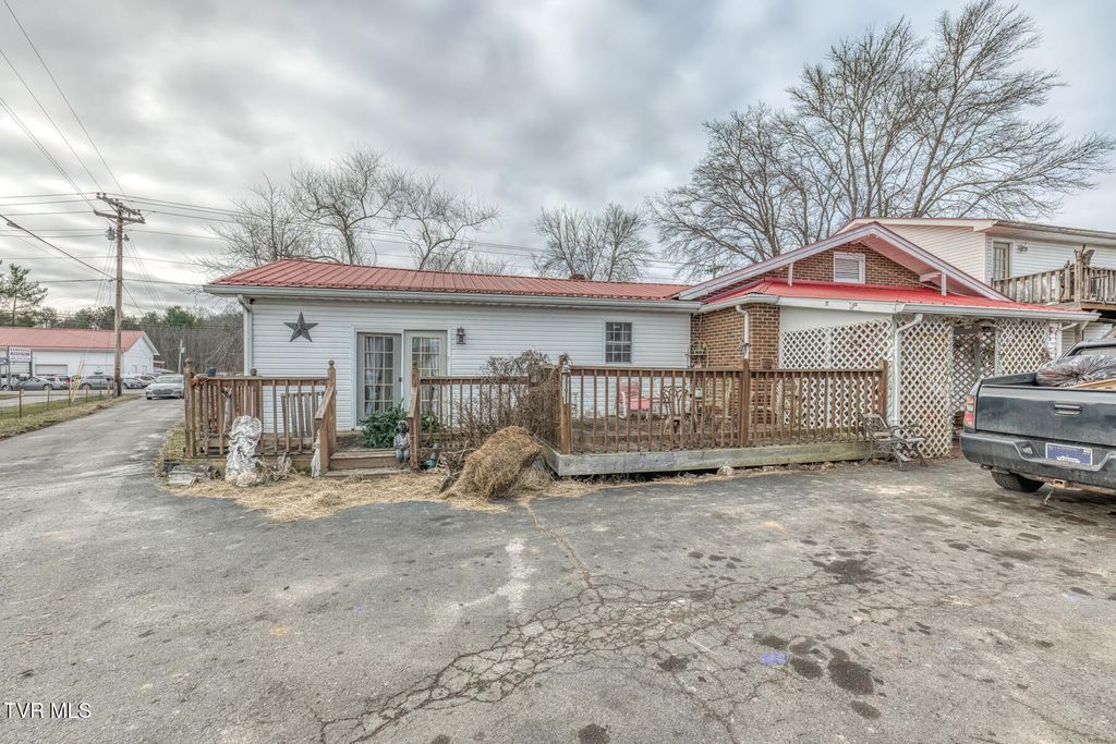 Photo of 920 Highway 421, Mountain City, TN 37683 (MLS # 9989755)