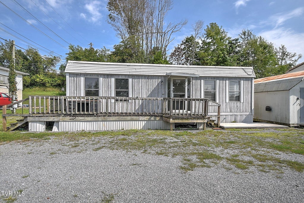 Photo of 403 Bluff City, Bluff City, TN 37618 (MLS # 10000122)