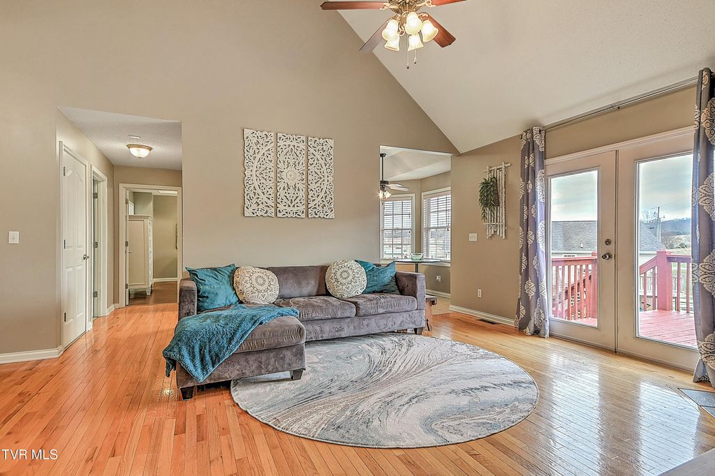 Photo of 444 Alfalfa Lane, Jonesborough, TN 37659 (MLS # 9990217)