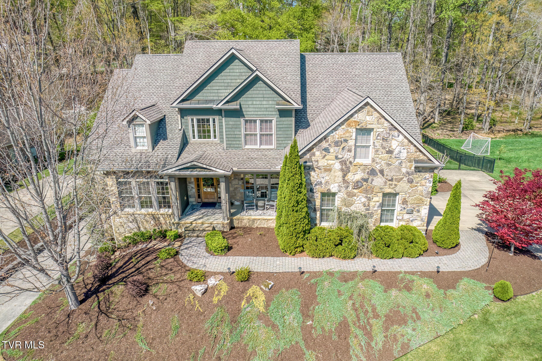 2379 Crescent Lake Place, Johnson City, Tennessee image 2