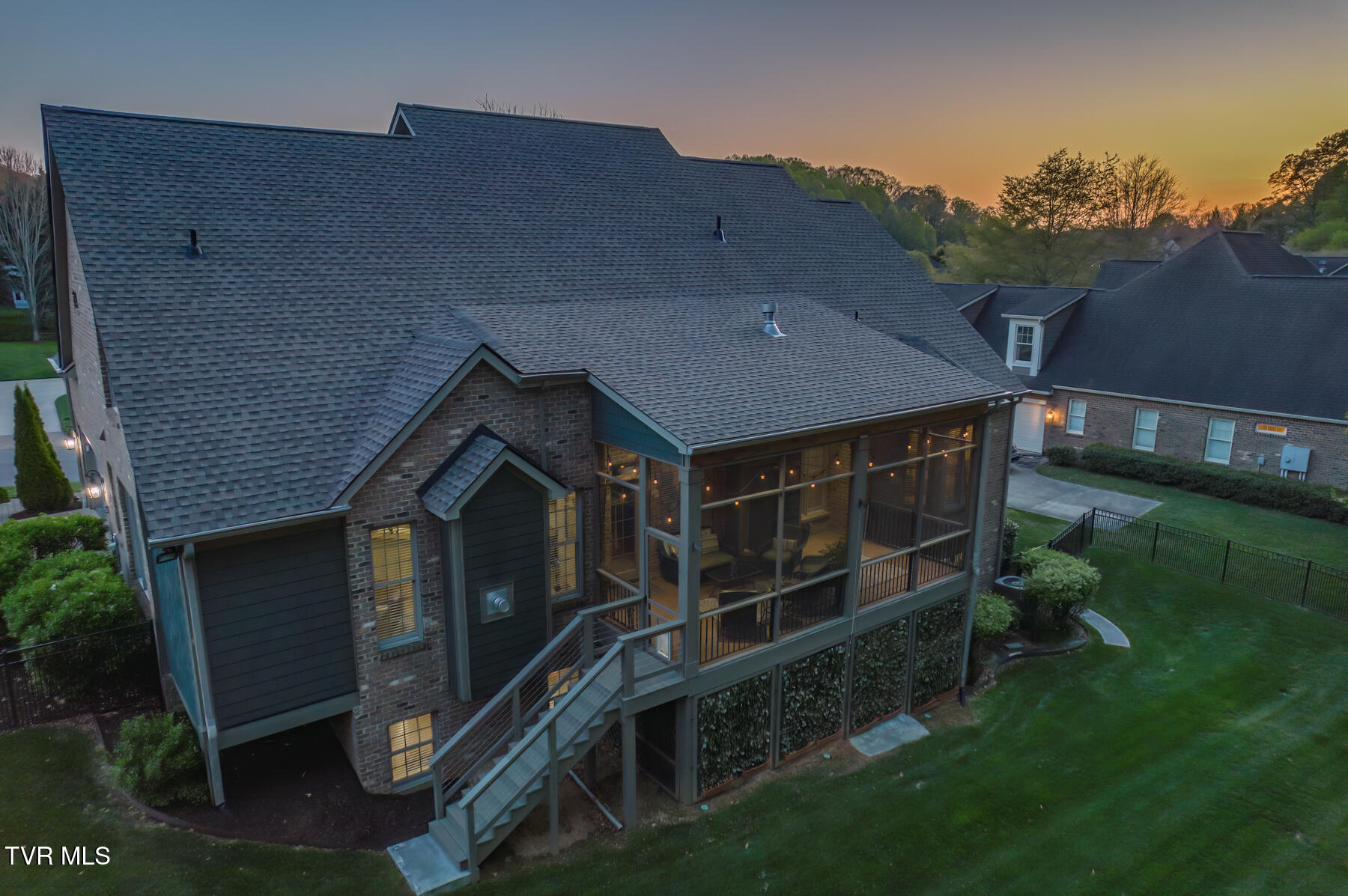 2379 Crescent Lake Place, Johnson City, Tennessee image 4