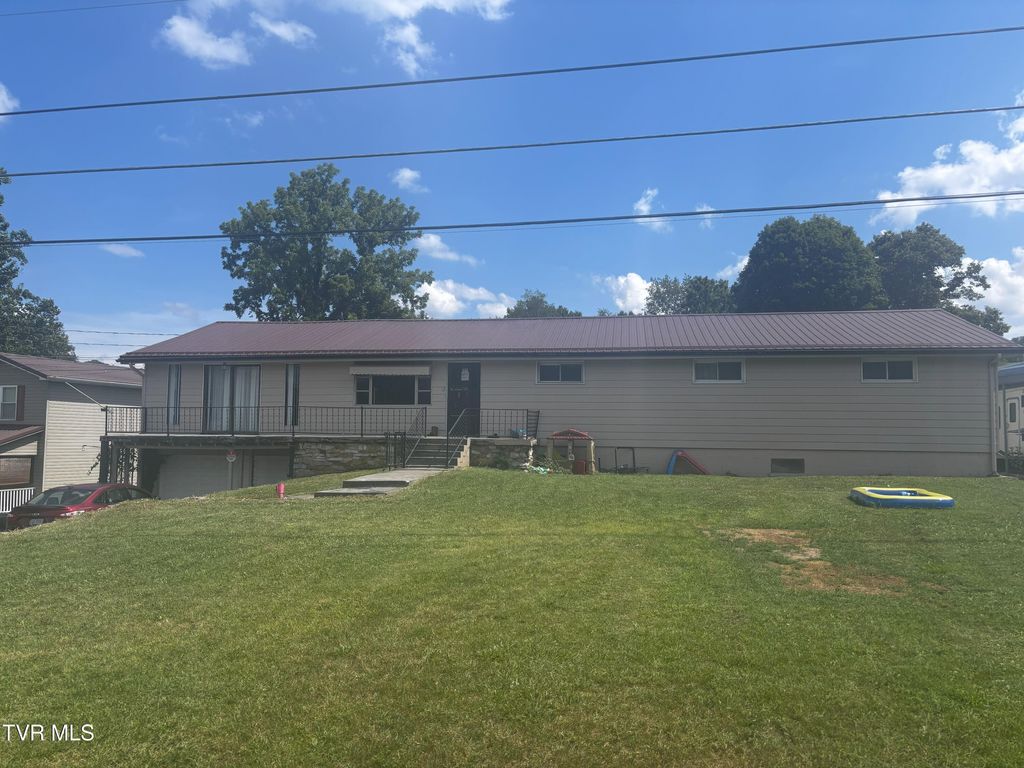 Photo of 6002 Mew Road, Castlewood, VA 24224 (MLS # 9983259)