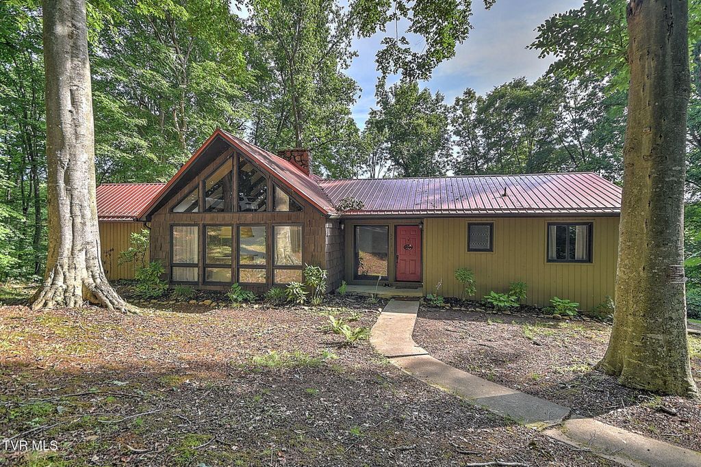 Photo of 5413 Kiowa Street, Kingsport, TN 37664 (MLS # 9997344)