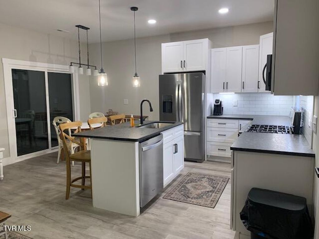 Photo of 705 Main Avenue, Erwin, TN 37650 (MLS # 9986118)