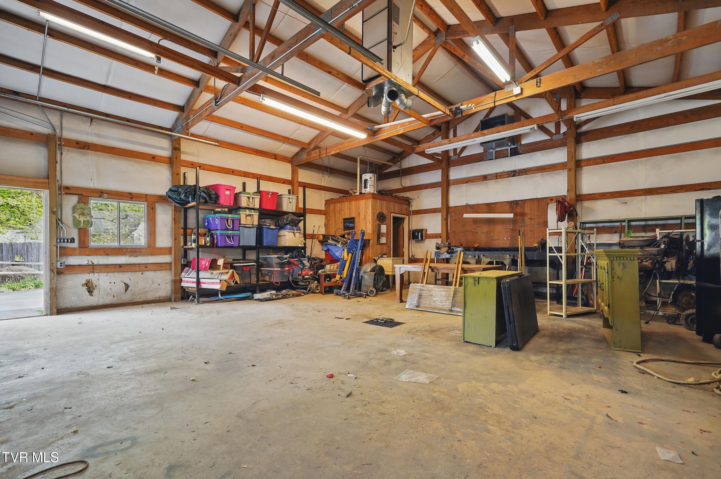11316 Boggs Hollow Road, Pound, Virginia image 39