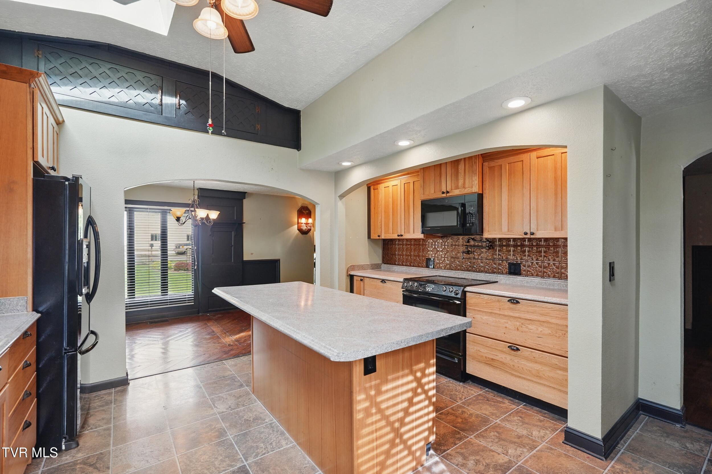 11316 Boggs Hollow Road, Pound, Virginia image 11