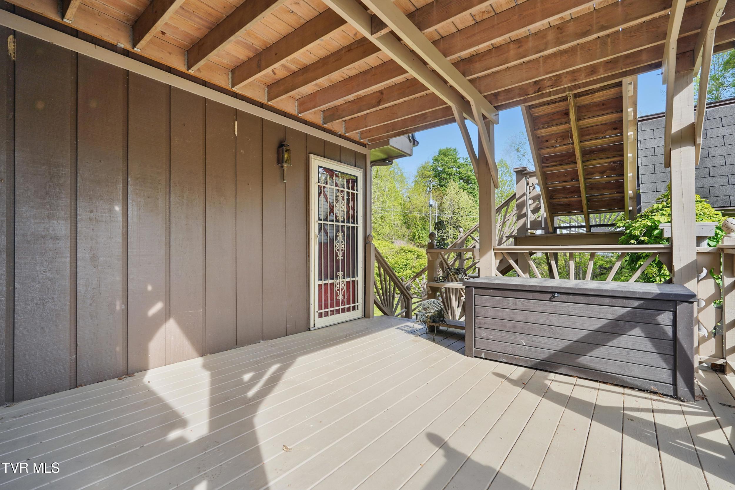 11316 Boggs Hollow Road, Pound, Virginia image 31